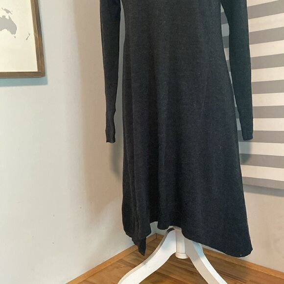 Eileen Fisher Black 100% Merino Wool Long Sleeve Asymmetrical Hem Dress Size M - Picture 3 of 12